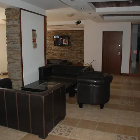 Aparthotel Edelweiss 3*