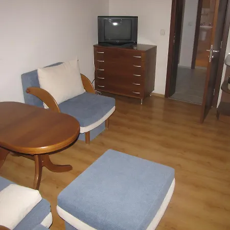 Апартхотел Edelweiss 3*